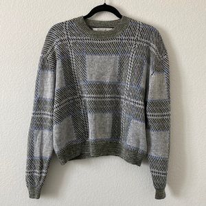 Sweater Lovers + Friends